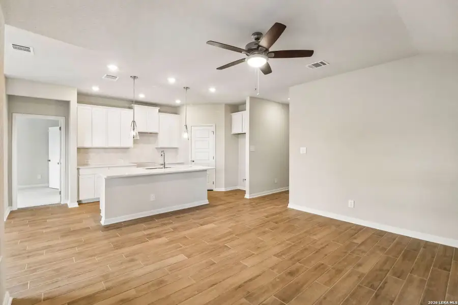 Spacious, unfurnished interior of a new home in Catalina, Converse (Image 33). Spacious, unfurnished interior of a new home in Catalina, Converse (Image 33).