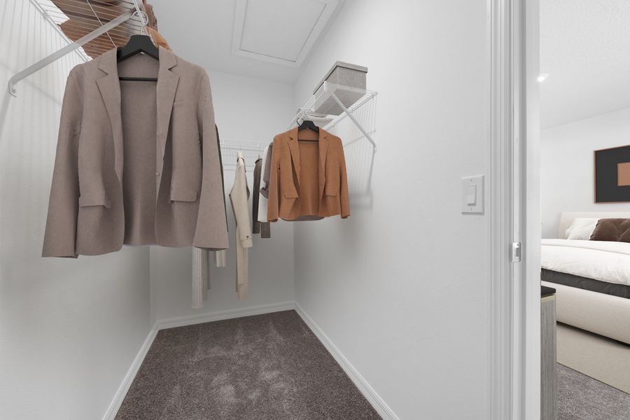 Walk-In Closet Walk-In Closet