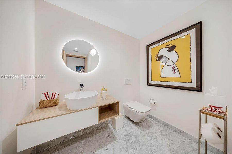 Furnished interior view inside a new home in Onda, Bay Harbor Islands (Image 39).