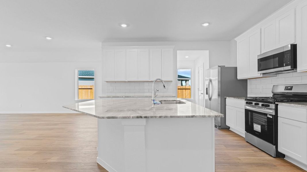 Furnished interior view inside a new home in Canterra Creek 45' and 50' Homesites, Iowa Colony (Image 5). Furnished interior view inside a new home in Canterra Creek 45' and 50' Homesites, Iowa Colony (Image 5).