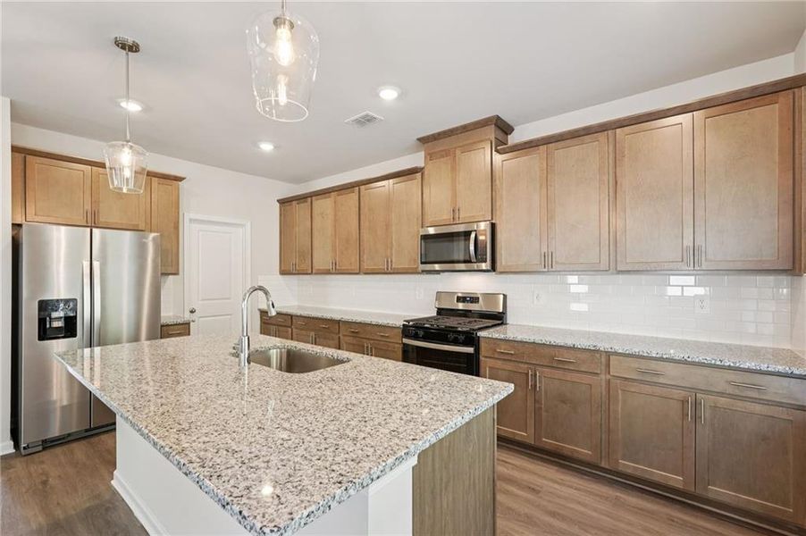 Furnished interior view inside a new home in Ivey Township, Dallas (Image 19).