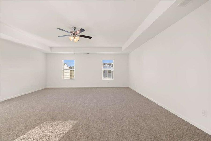 Spacious, unfurnished interior of a new home in Oakchase at Hampton, Hampton (Image 24).