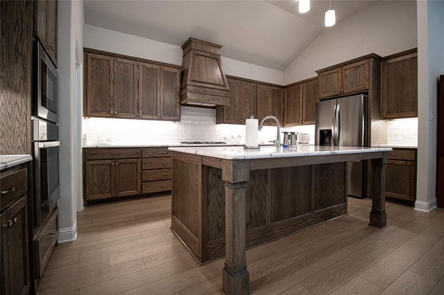Furnished interior view inside a new home in , Rowlett (Image 7).