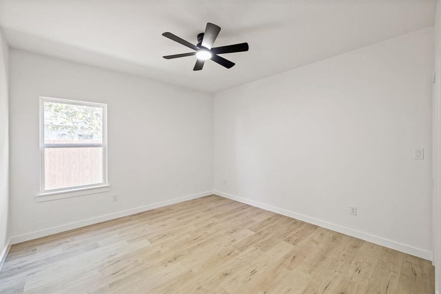 Spacious, unfurnished interior of a new home in , Mesquite (Image 23).