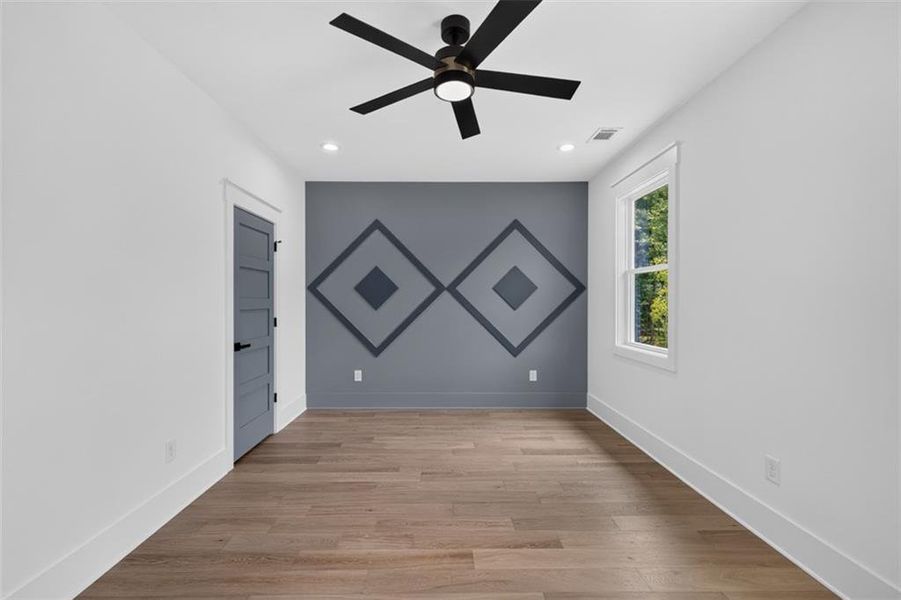 Spacious, unfurnished interior of a new home in , Jefferson (Image 62).