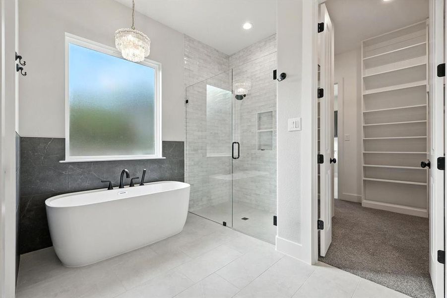 Furnished interior view inside a new home in , Waxahachie (Image 17).