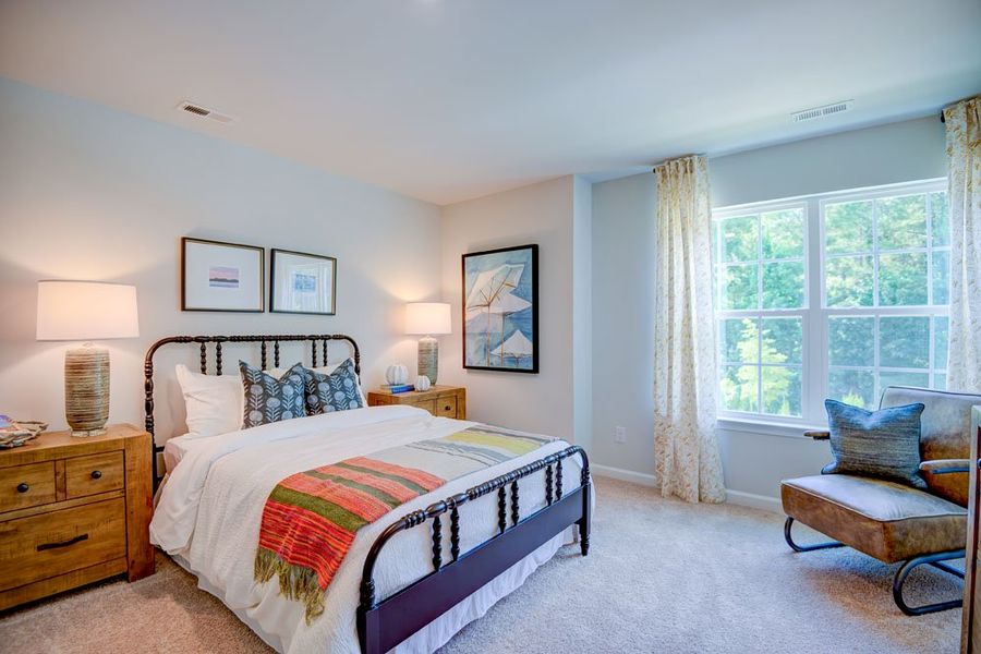 Representative furnished interior of a home built from the PENWELL by D.R. Horton in West New Bern, New Bern (Image 31).