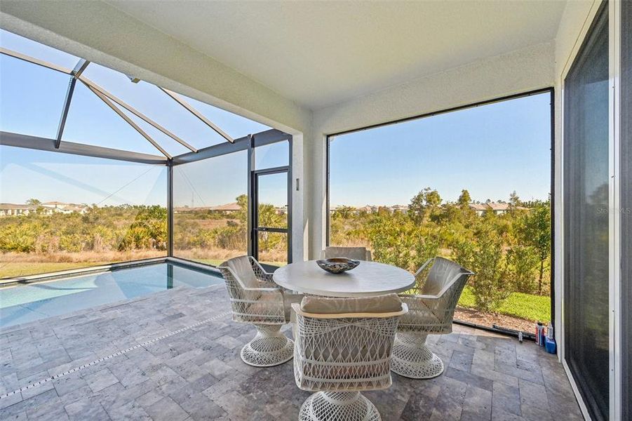 Exterior details and patio area of a home in , Venice (Image 35).