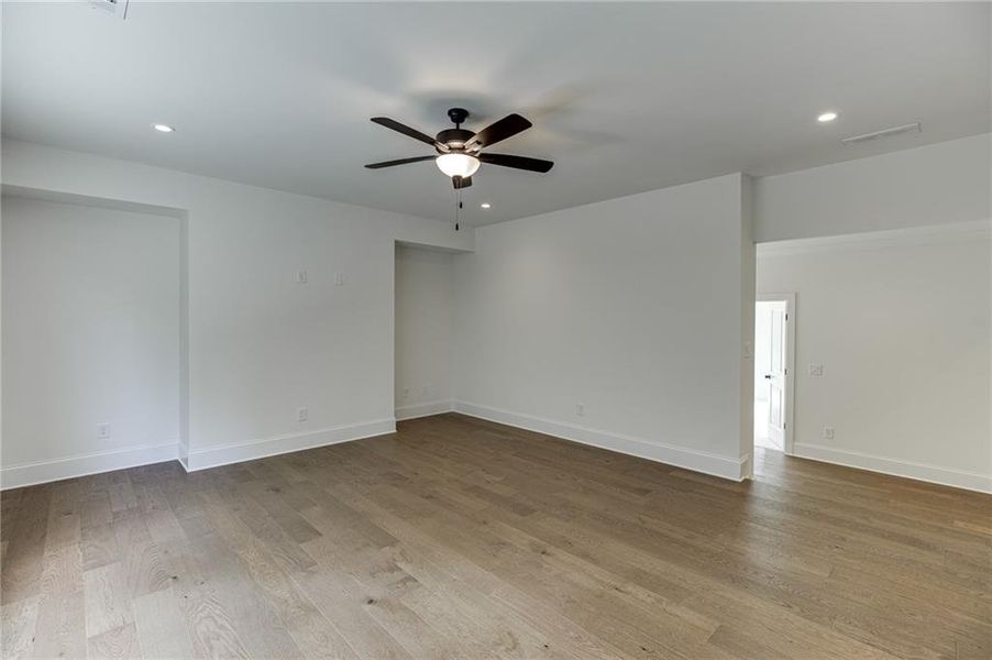 Spacious, unfurnished interior of a new home in , Buford (Image 28).