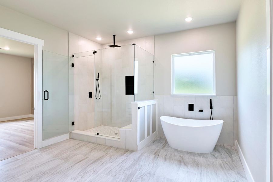 Furnished interior view inside a new home in , Angleton (Image 13).