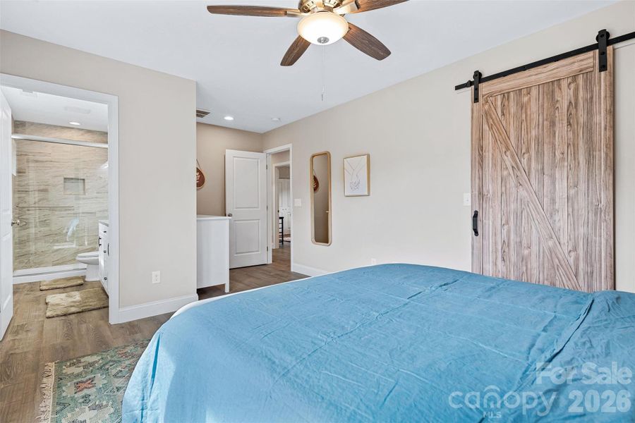 Furnished interior view inside a new home in , Horse Shoe (Image 25).
