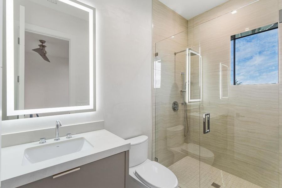 450 NE Spanish Ct Boca Raton FL-60