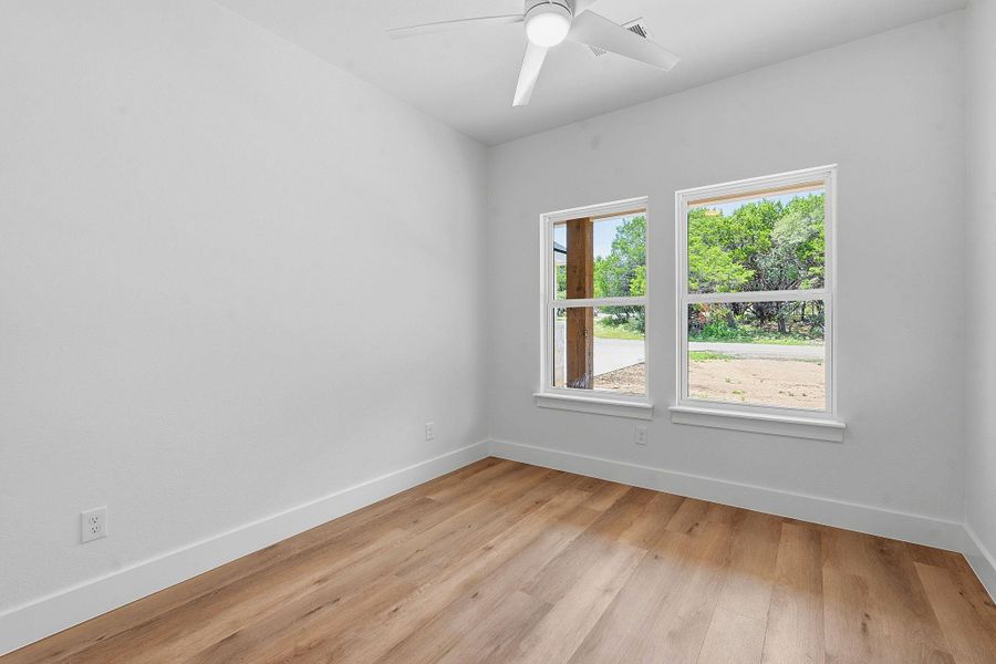 Spacious, unfurnished interior of a new home in , Wimberley (Image 22).