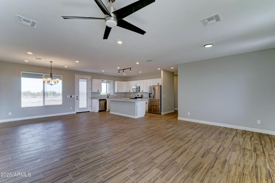 22009 W Montgomery-18