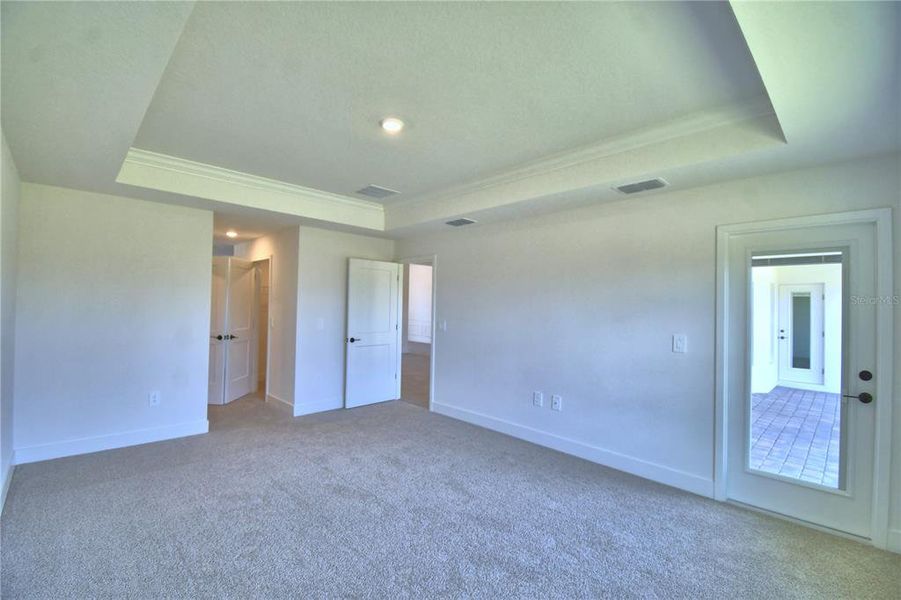 Spacious, unfurnished interior of a new home in Lake Juliana Estates, Auburndale (Image 33).