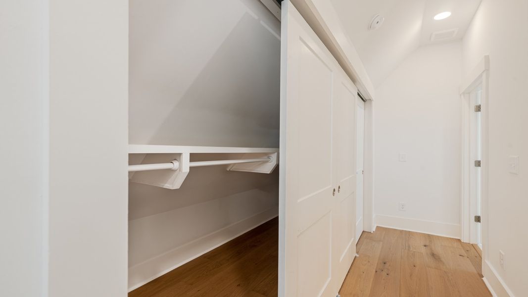 Representative furnished interior of a home built from the Ashford by DRB Homes in Grants Court, Charleston (Image 7).