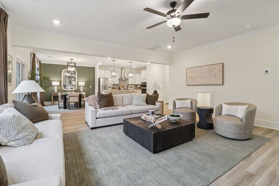 Representative furnished interior of a home built from the Bradley II by Great Southern Homes in Sedona, Greenville (Image 75).
