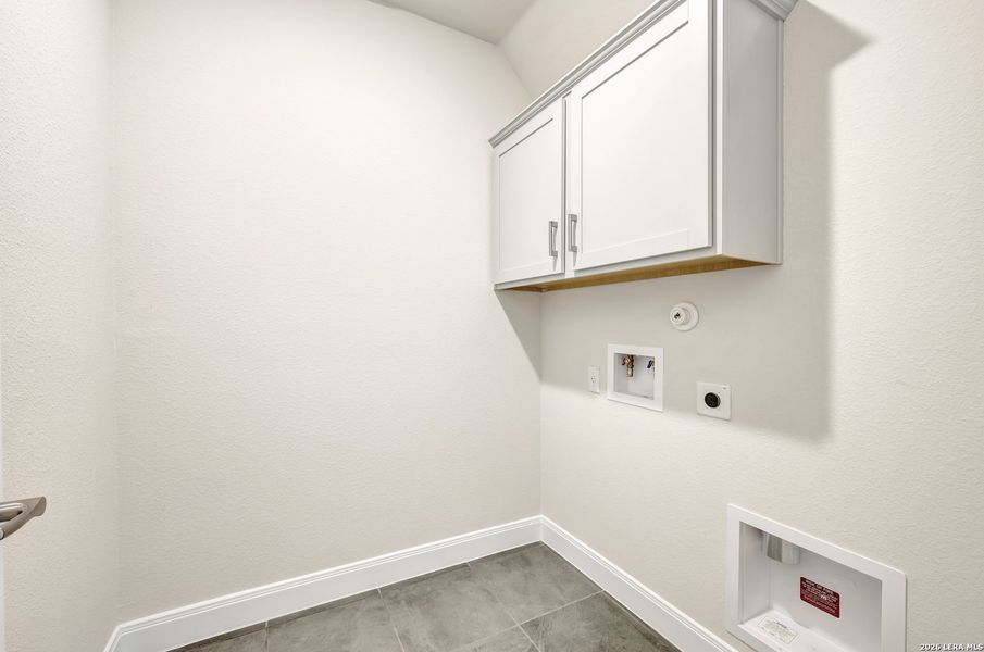 Spacious, unfurnished interior of a new home in The Crossvine 45’, Schertz (Image 46).