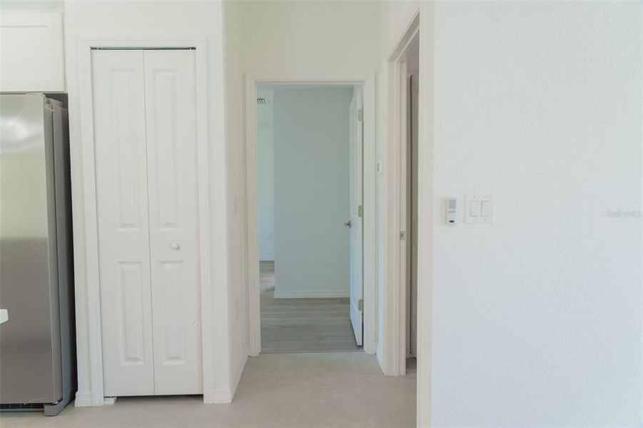 Spacious, unfurnished interior of a new home in , Ocala (Image 16).
