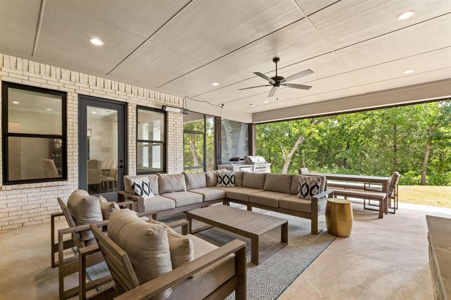 Furnished interior view inside a new home in , Van Alstyne (Image 17). Furnished interior view inside a new home in , Van Alstyne (Image 17).