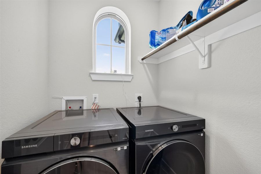 Furnished interior view inside a new home in , Katy (Image 28). Furnished interior view inside a new home in , Katy (Image 28).