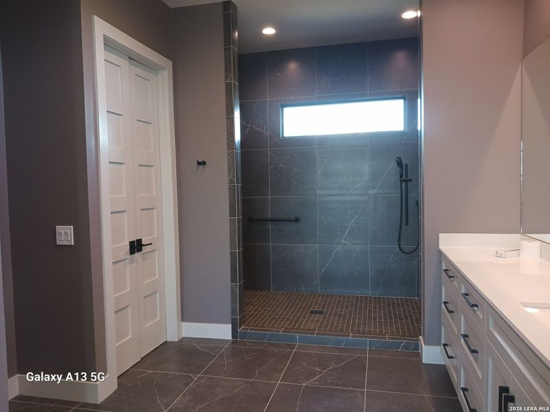 Furnished interior view inside a new home in , Canyon Lake (Image 7).