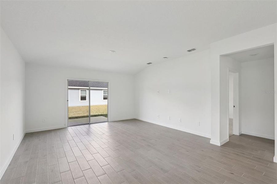 Spacious, unfurnished interior of a new home in Flagler Village - Classic Series, Palm Coast (Image 19).