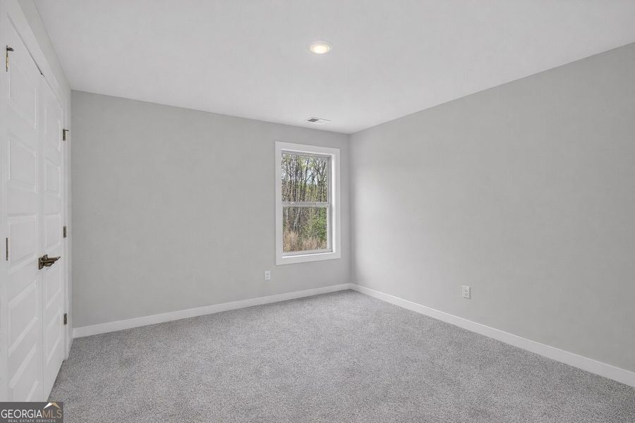 Spacious, unfurnished interior of a new home in The Manor at Gainesville Township, Gainesville (Image 22).