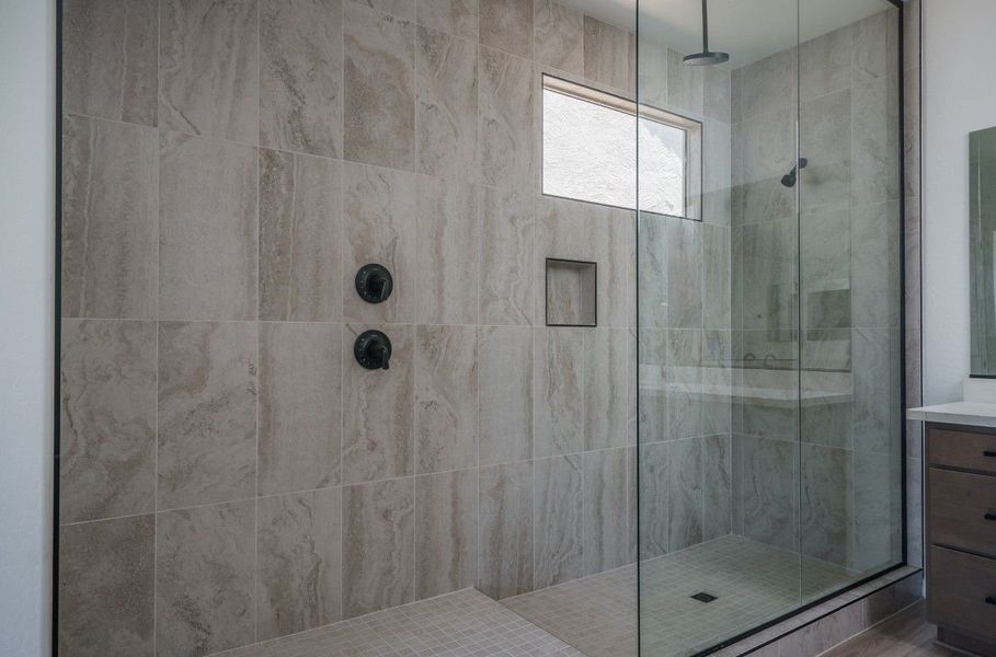 Image 29 representing the Willow by William Ryan Homes in The Grove at El Cidro, Goodyear, AZ. Image 29 representing the Willow by William Ryan Homes in The Grove at El Cidro, Goodyear, AZ.