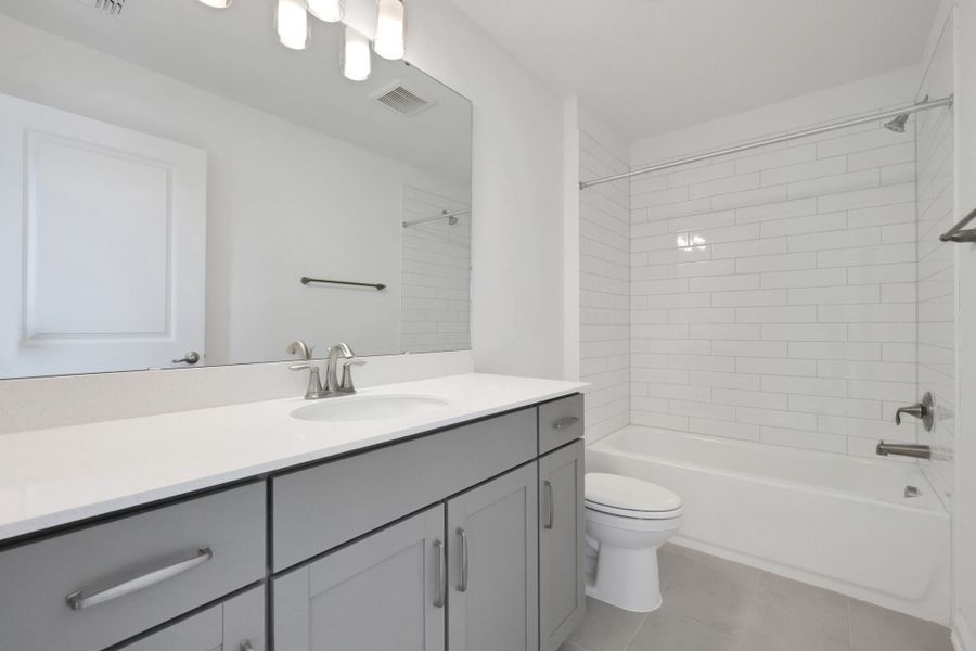 5br New Home in Orange Park, FL.  - Slide 33