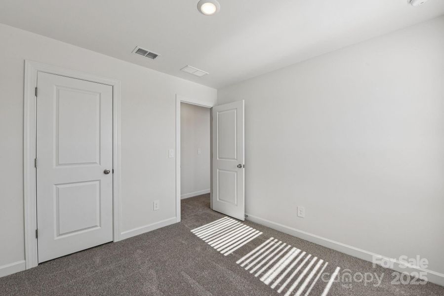 Spacious, unfurnished interior of a new home in , Fort Mill (Image 25).