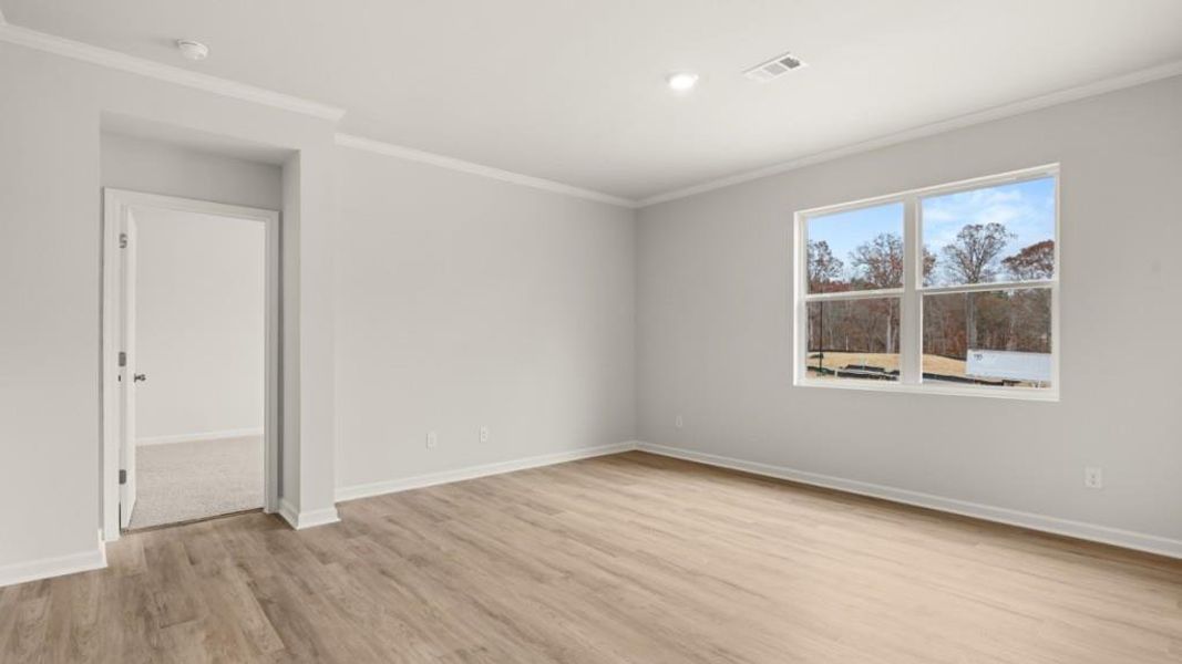 Spacious, unfurnished interior of a new home in Northberry, Rome (Image 13).