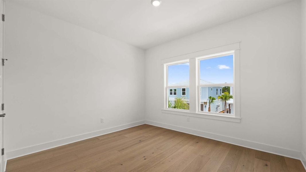 Spacious, unfurnished interior of a new home in Parkside, Santa Rosa Beach (Image 25).