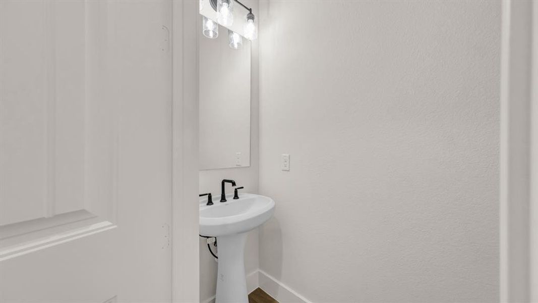 Close-up of interior finishes inside a home in Woodland Lakes Estates, Weatherford (Image 18).