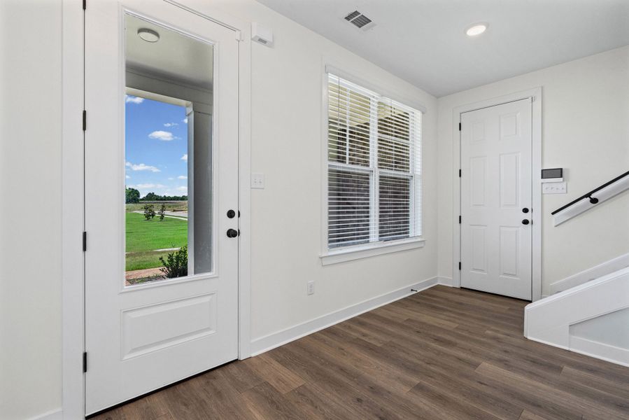 Representative unfurnished interior of a home built from the Albany by Grant & Co in Walker Farms, Bartlett (Image 22).