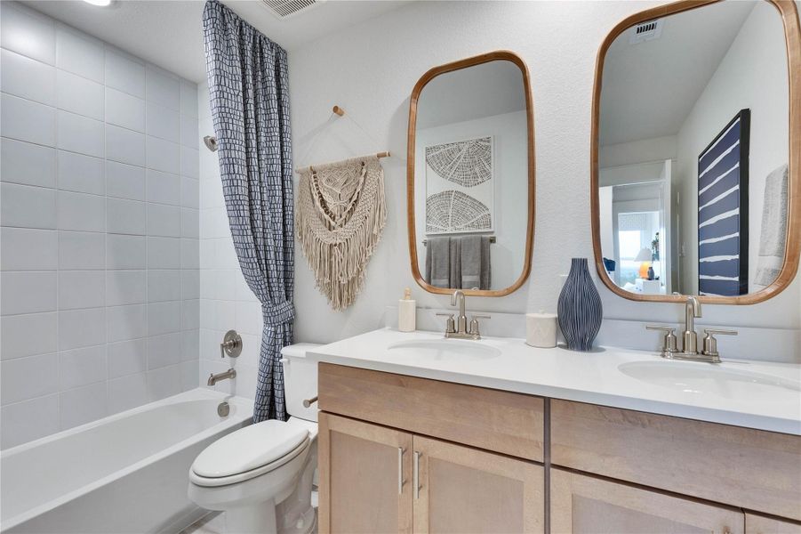 Model home photos of similar floorplans, not pictures of actual home. Model home photos of similar floorplans, not pictures of actual home.