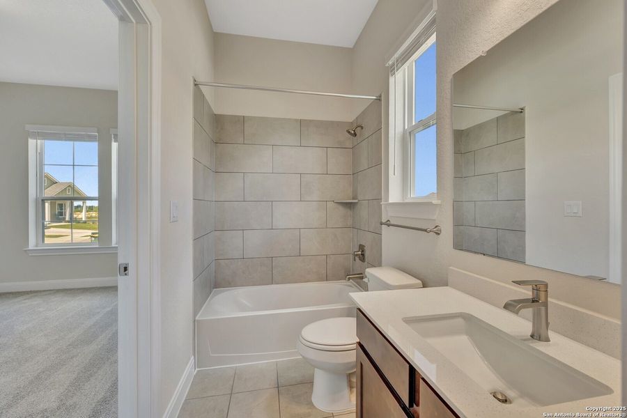 Furnished interior view inside a new home in The Crossvine 55’, Schertz (Image 10).