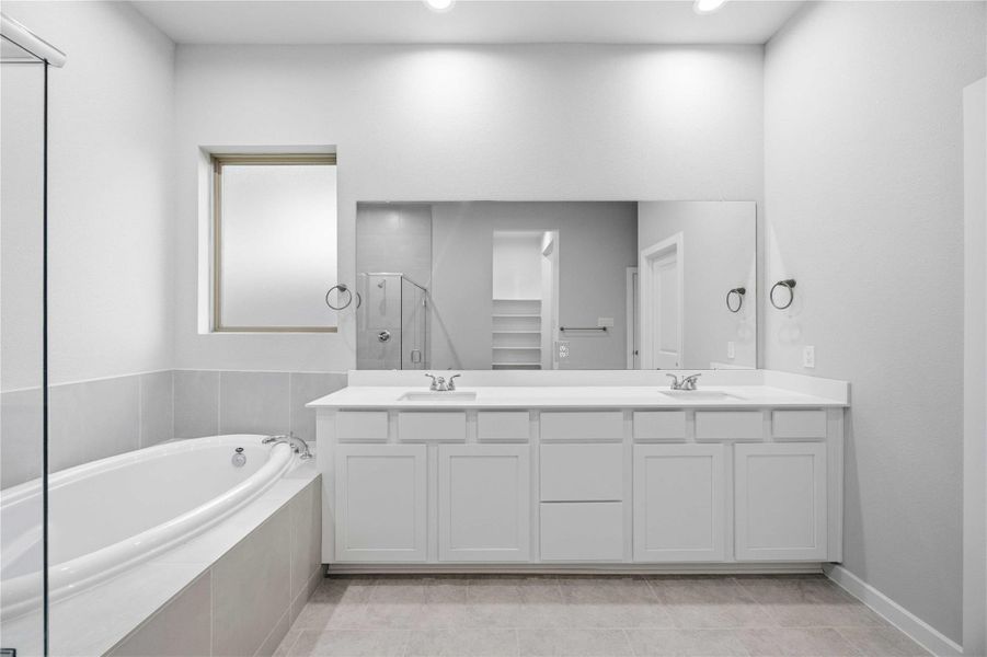 Furnished interior view inside a new home in Lago Mar  50'  &  55', Texas City (Image 11).