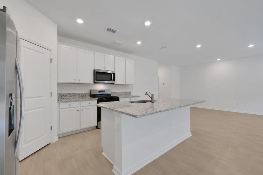 4br New Home in Green Cove Springs, FL.  - Slide 9