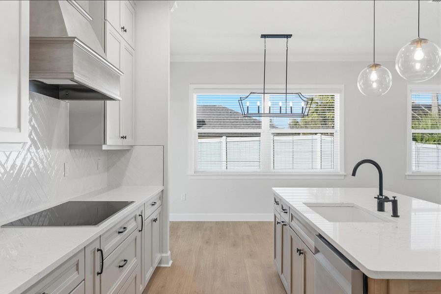 Representative furnished interior of a home built from the Bayview by SeaGate Homes in Beachview Cove, Ormond Beach (Image 14).