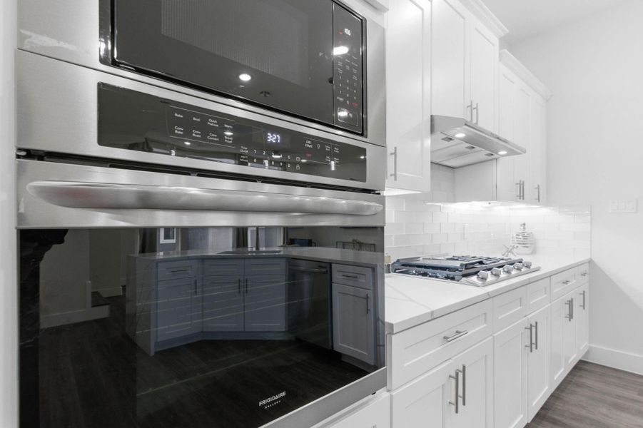 Image 45 of a home in .