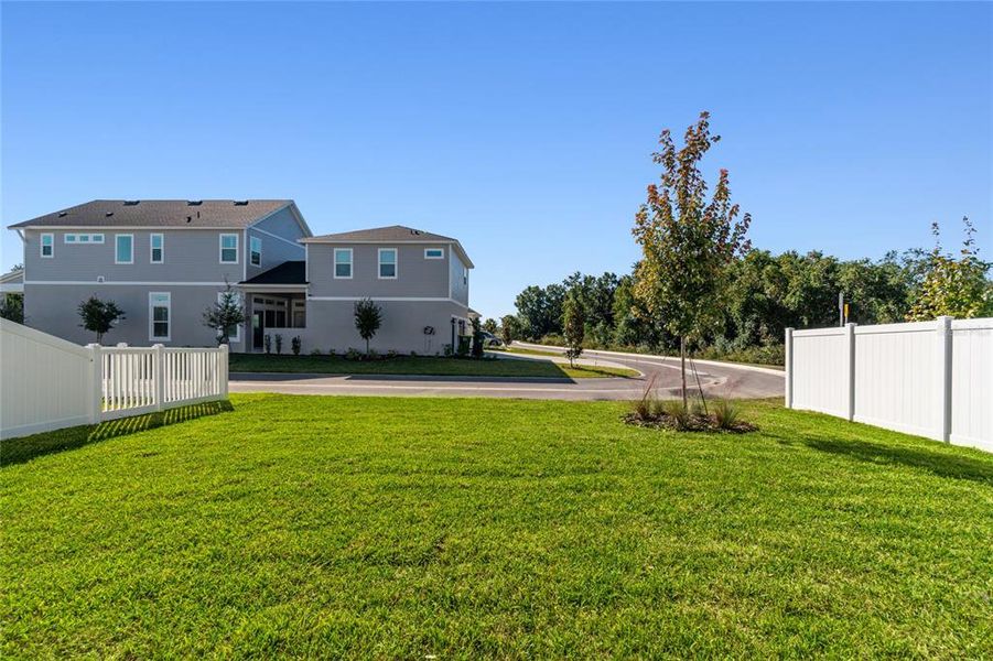 Exterior details and patio area of a home in Persimmon Park - Garden Series, Wesley Chapel (Image 21).