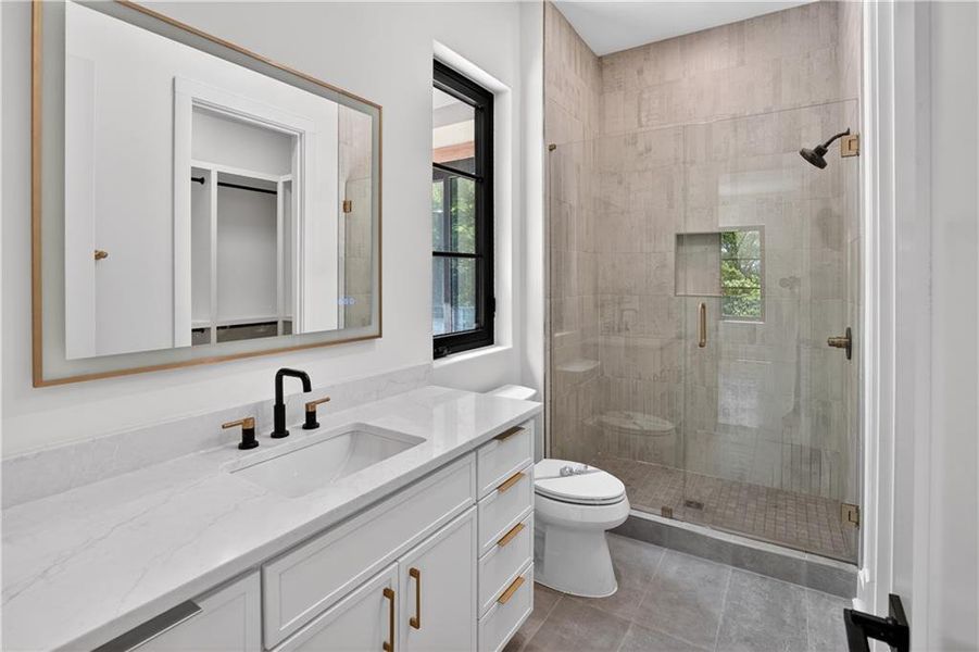 Furnished interior view inside a new home in , Alpharetta (Image 17).