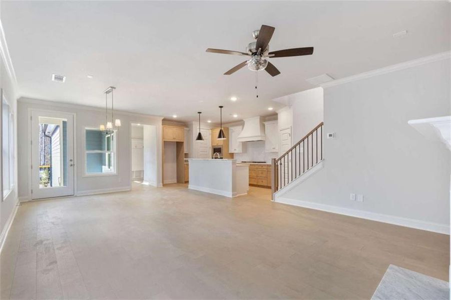 Spacious, unfurnished interior of a new home in , Athens (Image 34).