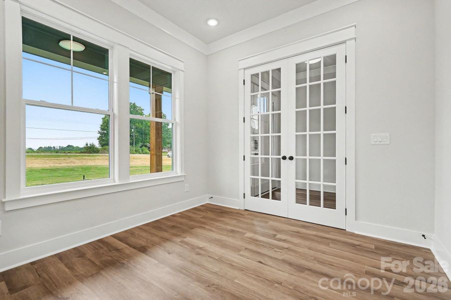 Spacious, unfurnished interior of a new home in , Monroe (Image 20).