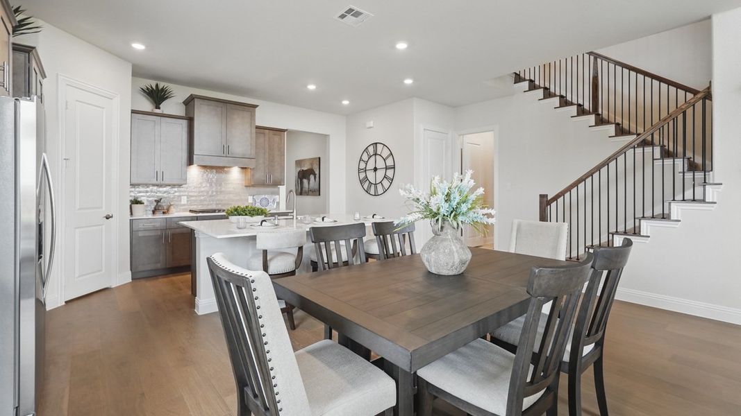 Representative furnished interior of a home built from the CYPRESS by D.R. Horton in Clearview Ranch, Royse City (Image 12). Representative furnished interior of a home built from the CYPRESS by D.R. Horton in Clearview Ranch, Royse City (Image 12).