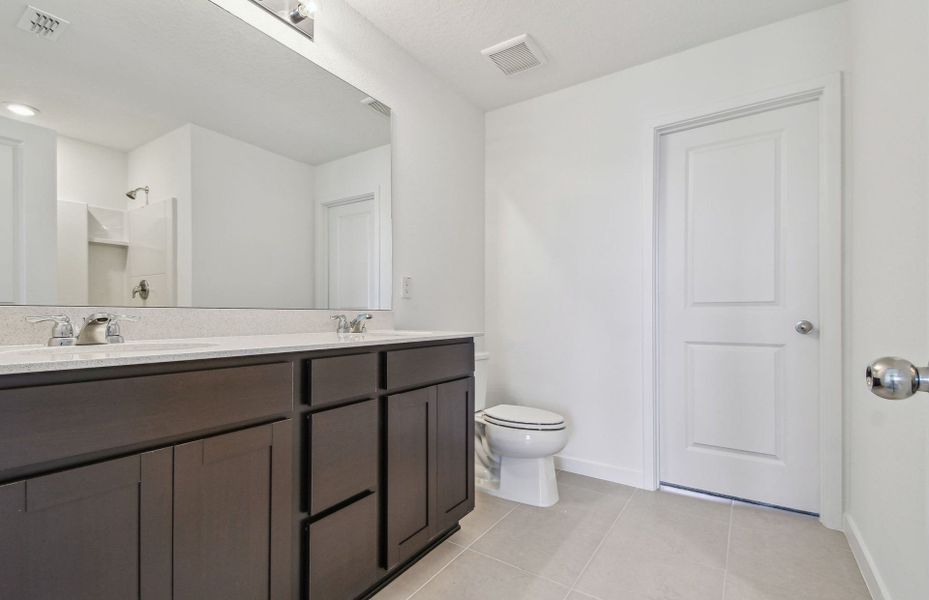 Owner's Bath with Dual Sinks
