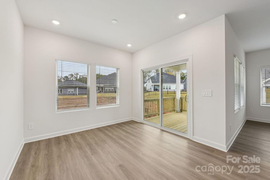 Spacious, unfurnished interior of a new home in Brighton Springs, York (Image 30).