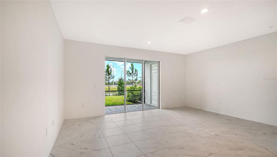 Spacious, unfurnished interior of a new home in Palm Grove, Lakewood Ranch (Image 27). Spacious, unfurnished interior of a new home in Palm Grove, Lakewood Ranch (Image 27).