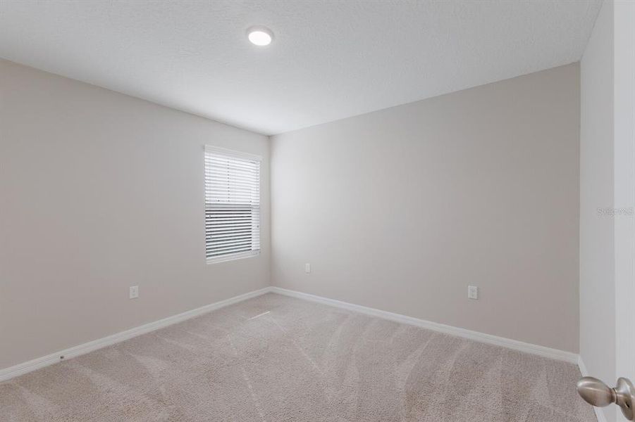 Spacious, unfurnished interior of a new home in , Parrish (Image 11).